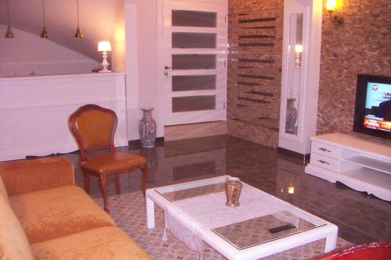 Melaike Hotel Foça Extérieur photo