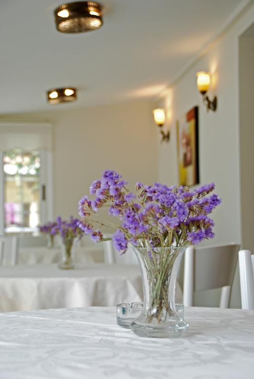 Melaike Hotel Foça Extérieur photo